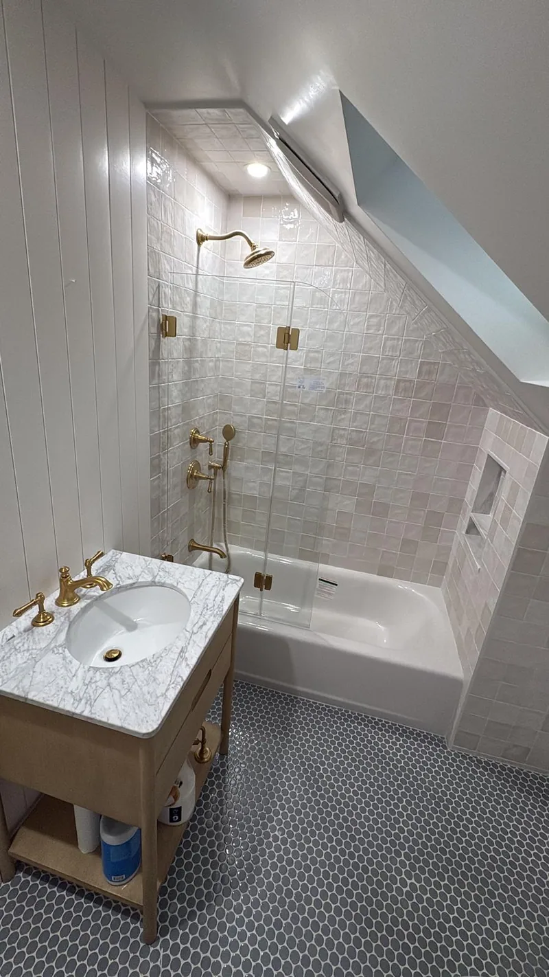 Skylight bath
