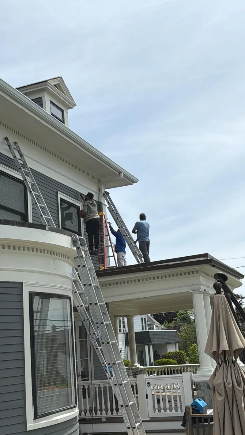 Cornice & trim work